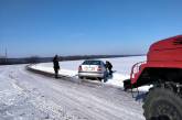 В Николаевской области «Шкода» слетела в кювет – в автомобиле находился ребенок