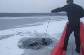 Во Львовской области двое рыбаков провалились под лед и погибли. Видео
