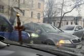 В Николаеве конфликт на дороге закончился «скорой» для одного из водителей