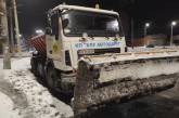 В Николаеве на дорогах работают 16 единиц снегоуборочной техники: тротуары чистят только в центре