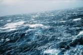 В Украине ожидаются сильные порывы ветра - на Черном море волны поднимутся до 5 метров