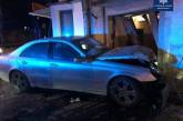 В Одессе пьяный водитель Mercedes врезался в дом