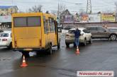 В Николаеве маршрутка с пассажирами не пропустила «Ниссан»