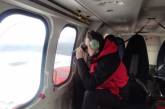 Спасатели при помощи вертолета ищут заблудившегося в Карпатах неделю назад туриста