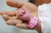 Не успевали в роддом: в николаевской поликлинике врач приняла роды