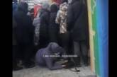 Под Днепром при «штурме» секонд-хенда пострадала пенсионерка. ВИДЕО
