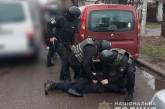 Задержан таксист, который застрелил женщину в центре Николаева
