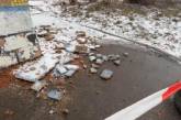 В Ровно на остановке на голову мужчине упал кусок бетона