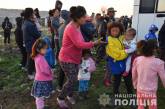 На городской свалке в Николаеве снова поселились цыганские семьи: полиция провела рейд. ВИДЕО