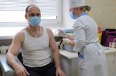 Заместители главы Николаевской ОГА вакцинировались от COVID-19