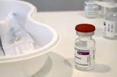 Великобритания остановила испытания вакцины AstraZeneca на детях