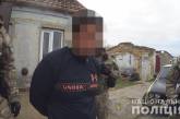 Одессит два года насиловал 11-летнюю падчерицу, угрожая смертью мамы. Видео