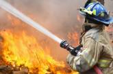 В Николаеве горел жилой дом – пожарные спасли мужчину