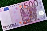 Еврокомиссия может запретить расчеты наличными на сумму более 10 000 евро