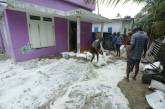 Индию накрыл мощный циклон: 150 тысяч человек эвакуировали, есть погибшие