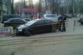  В центре Одессы водитель «отключился» и протаранил две машины ФОТО