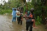 На Индию и Бангладеш обрушился циклон - погибли более десяти человек