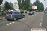 В центре Николаева столкнулись два одинаковых автомобиля. Видео