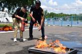 В Николаеве спасатели провели благотворительную акцию - собирали деньги на лечение девочки