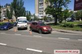В центре Николаева столкнулись маршрутка и «Ниссан»