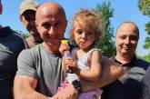 В полиции показали, как в Николаевской области разыскивали 2-х летнюю девочку      