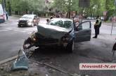 В центре Николаева «Опель» протаранил «Шкоду»: пострадала пассажирка