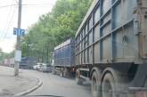 В Николаеве огромная автомобильная пробка: въезд в центр из Соляных и выезд в Варваровку заблокированы