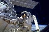 Астронавты МКС вышли в открытый космос для монтажа солнечных панелей