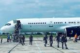 В Николаевский аэропорт впервые прибыл Boeing 757 — прилетели военные из Великобритании