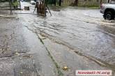 В Николаеве прошел сильный ливень, местами с градом - часть улиц затопило (фото, видео)