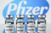 В Pfizer считают необходимым колоть третью дозу вакцины