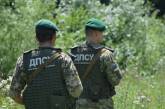 На границе с РФ неизвестные напали на украинских пограничников: избили и забрали оружие