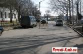 В центре Николаева опять провалился асфальт