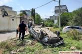 В Николаеве перевернулась «Лада» – водитель и пассажиры сбежали