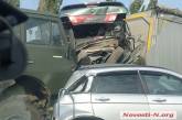 Появились подробности аварии на трассе Николаев – Херсон: армейский КамАЗ врезался в стоящие автомобили