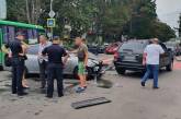 В пригороде Киева водитель сбил велосипедиста, а затем врезался в авто