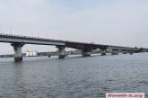В Николаеве разводили мосты: на завод зашли два корабля ВМС Украины