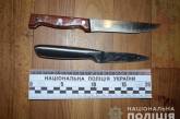 В квартире в Виннице нашли изрезанное ножом тело девушки: подозреваемый повесился 