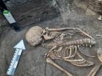 Археологи во время прокладывания траншеи&nbsp;нашли захоронение женщины&nbsp;времен&nbsp;ХІІІ-ХIV века