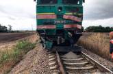 В Николаевской области локомотив протаранил самосвал — водитель погиб
