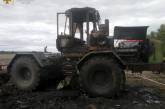 В Николаевской области в поле загорелся трактор 