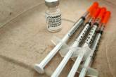 Более 200 жителей Франции получили просроченную вакцину