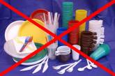 Депутаты Рады хотят запретить одноразовую пластиковую посуду