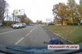 В Николаеве под колеса авто попала женщина, переходившая улицу в неустановленном месте (видео)