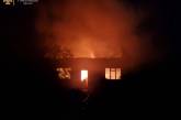 В Николаевской области горел магазин: пожарные успели спасти жилой дом