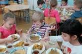 В МОЗ утвердили сезонное меню для питания маленьких украинцев в детских садах