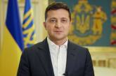 Зеленский заявил, что волонтеры сделали Украину непобедимой