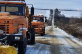На дороги Николаевской области высыпано 1500 т песчано-солевой смеси: техника работает круглосуточно