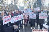 Митинг в защиту главврача «инфекционки»: протестующие надеются на Госдеп США