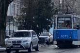 В Николаеве «БМВ» заблокировало движение трамваев